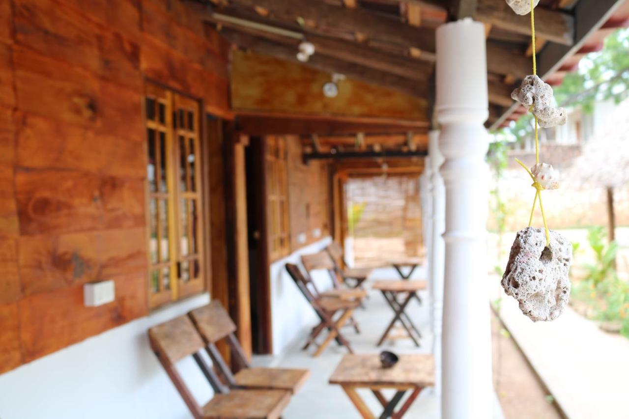 Wanderers Hostel Trincomalee Extérieur photo