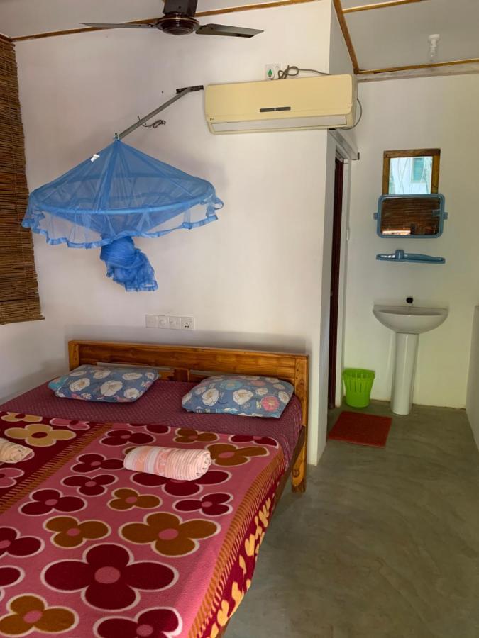 Wanderers Hostel Trincomalee Extérieur photo